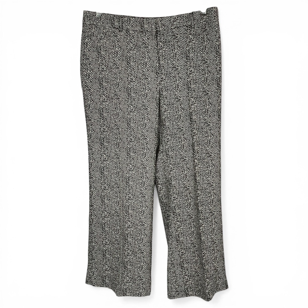 White House Black Market Boot Leg Pants‎ 14R Black White Chevron Zig Zag Print